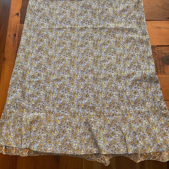 Ann Taylor Flutter Sleeve Floral Dress Sz 4 - NWOT - Picture 9 of 11